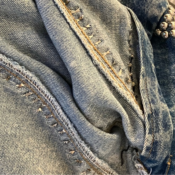 Women’s Studded Jean Jacket 1980s - Picture 10 of 13
